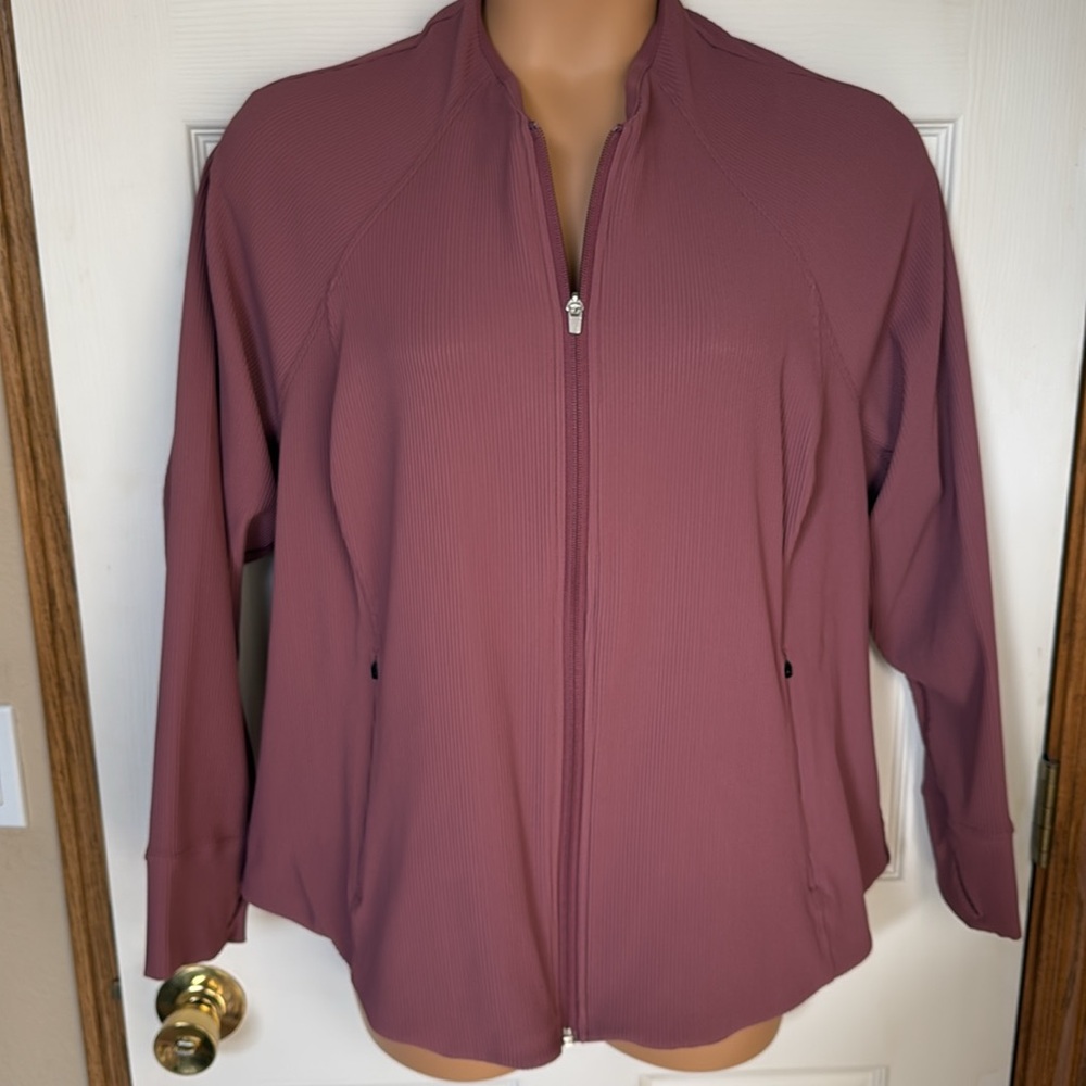 Athlete Salutation Ribbed Jacket